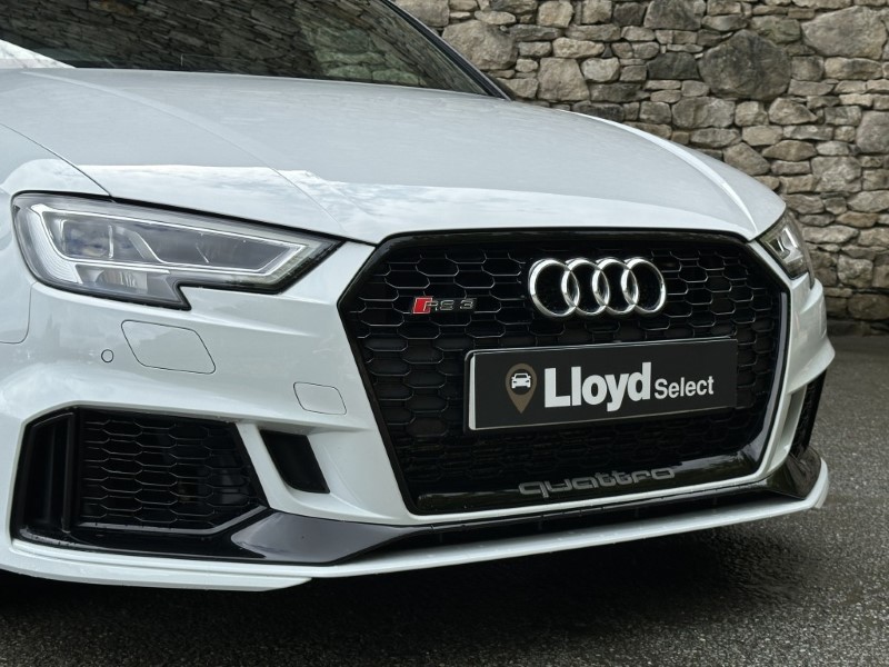 2018 (18) AUDI RS3 2.5 TFSI RS 3 Quattro 4dr S Tronic 5678360