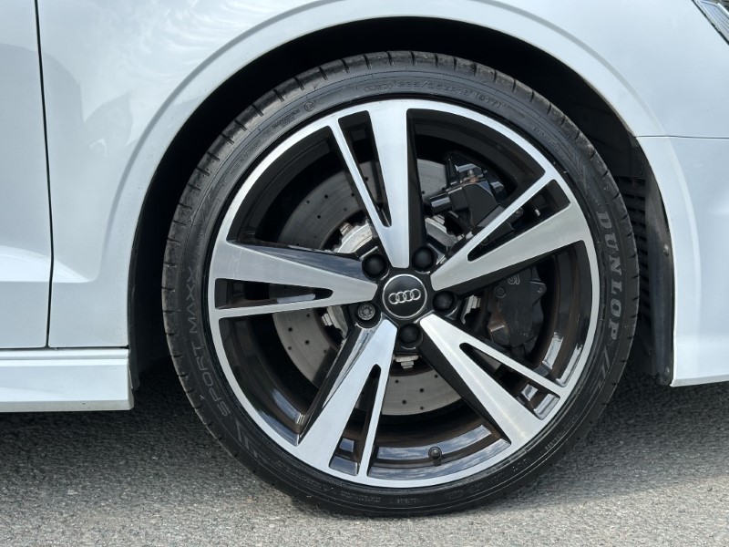 2018 (18) AUDI RS3 2.5 TFSI RS 3 Quattro 4dr S Tronic 5710754