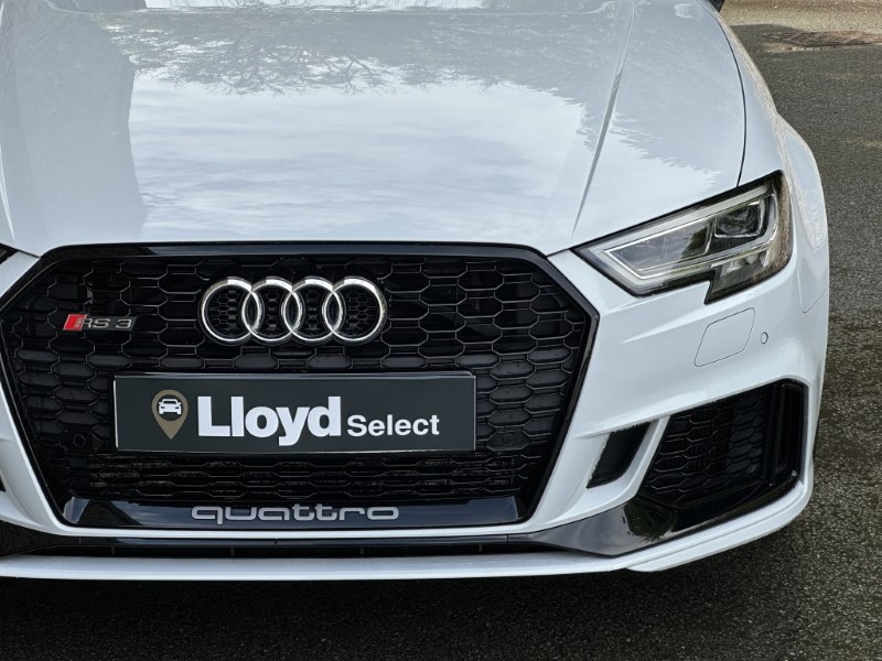 2018 (18) AUDI RS3 2.5 TFSI RS 3 Quattro 4dr S Tronic 5678341