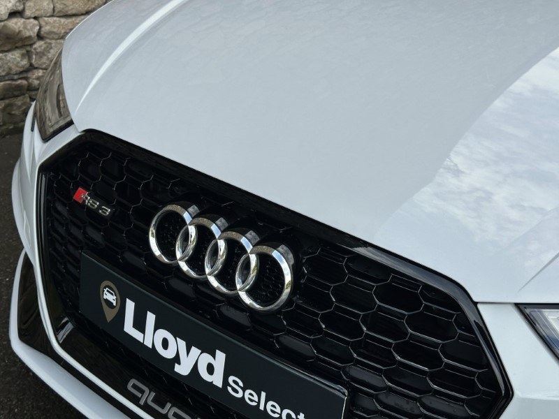2018 (18) AUDI RS3 2.5 TFSI RS 3 Quattro 4dr S Tronic 5678342