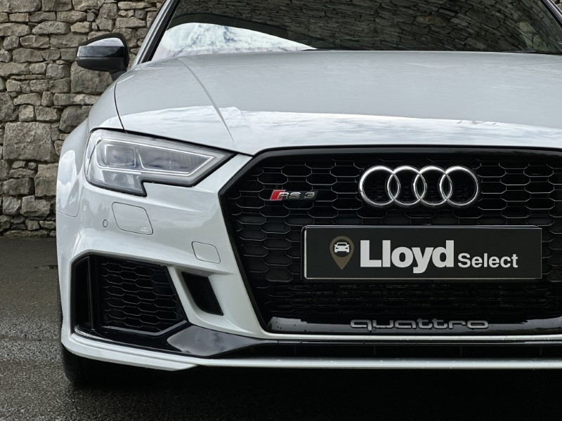 2018 (18) AUDI RS3 2.5 TFSI RS 3 Quattro 4dr S Tronic 5678361