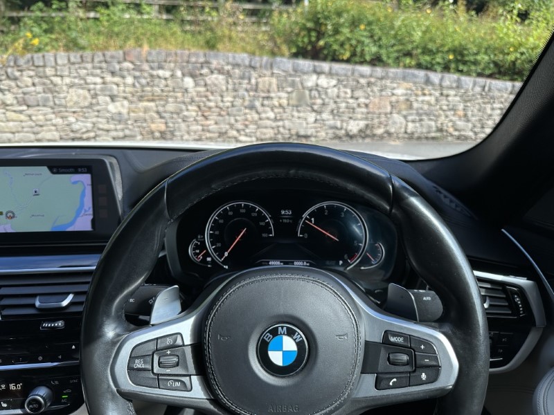 2017 (67) BMW 5 SERIES 520d xDrive M Sport Saloon 5691262
