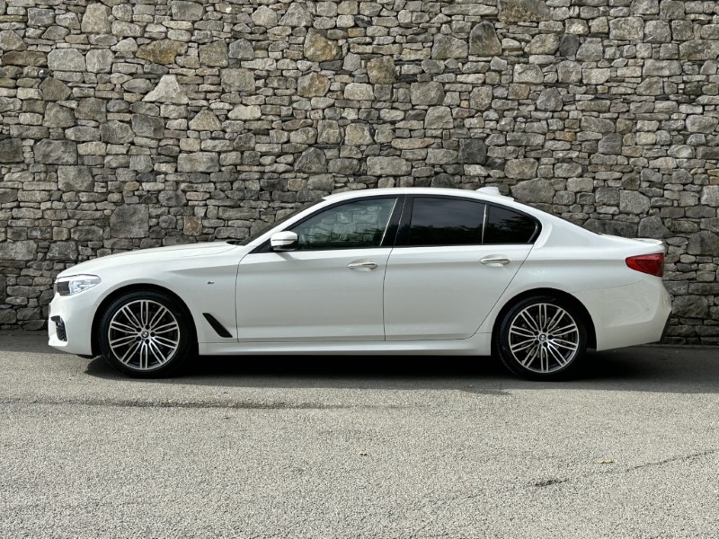 2017 (67) BMW 5 SERIES 520d xDrive M Sport Saloon 5691233