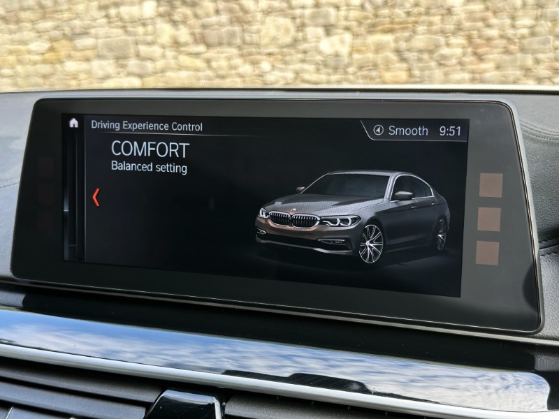 2017 (67) BMW 5 SERIES 520d xDrive M Sport Saloon 5691259