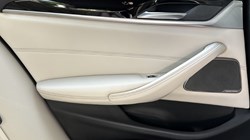 2017 (67) BMW 5 SERIES 520d xDrive M Sport Saloon 5691208