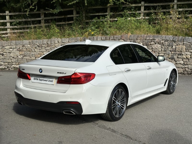 2017 (67) BMW 5 SERIES 520d xDrive M Sport Saloon 5691274