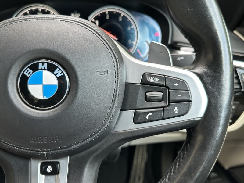 2017 (67) BMW 5 SERIES 520d xDrive M Sport Saloon 5691220