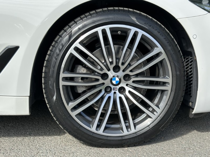 2017 (67) BMW 5 SERIES 520d xDrive M Sport Saloon 5691271