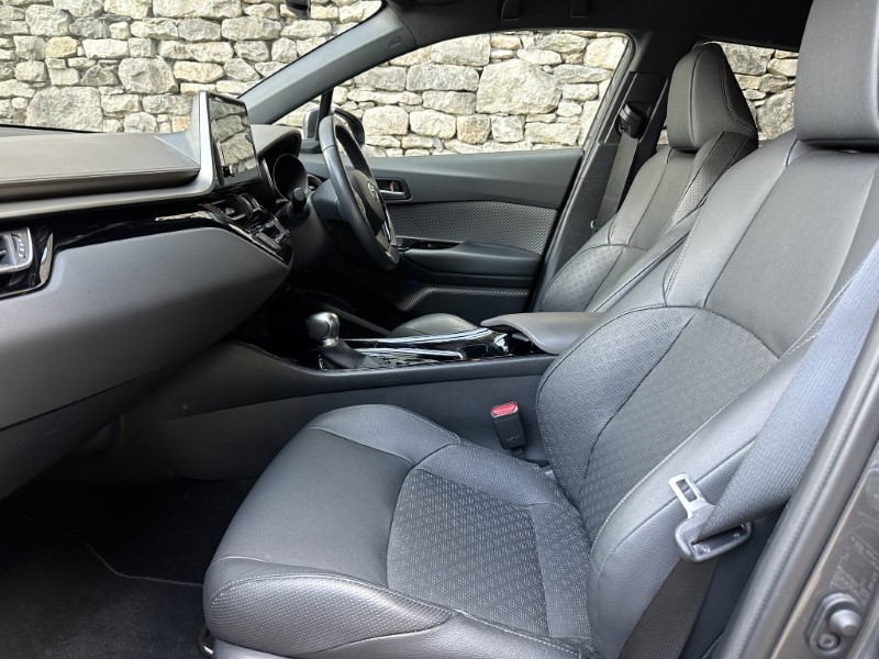 2022 (22) TOYOTA C-HR 2.0 Hybrid Excel 5dr CVT 5694316