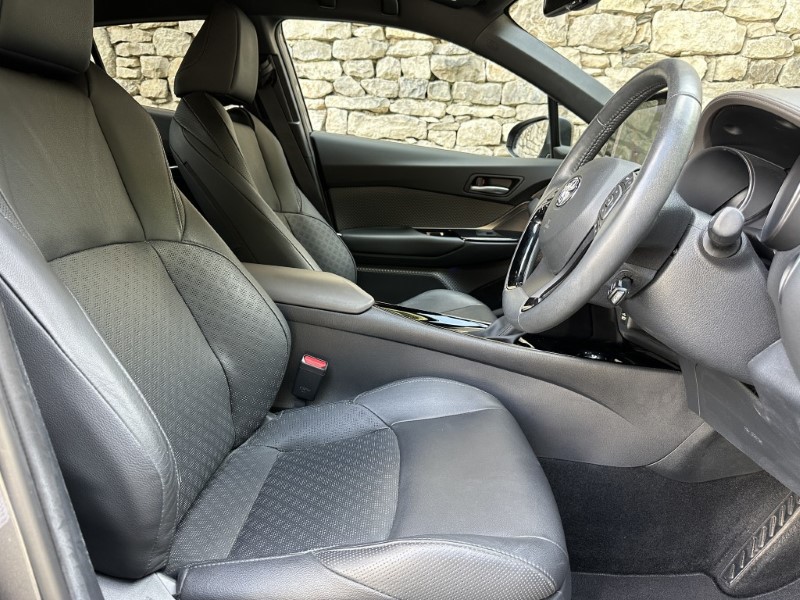 2022 (22) TOYOTA C-HR 2.0 Hybrid Excel 5dr CVT 5694295