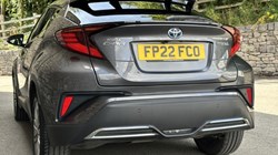 2022 (22) TOYOTA C-HR 2.0 Hybrid Excel 5dr CVT 5694288