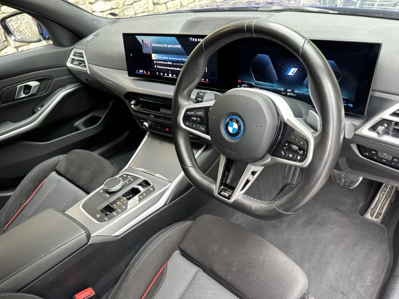 2024 (74) BMW 3 SERIES 330e M Sport 5dr Touring 5687257