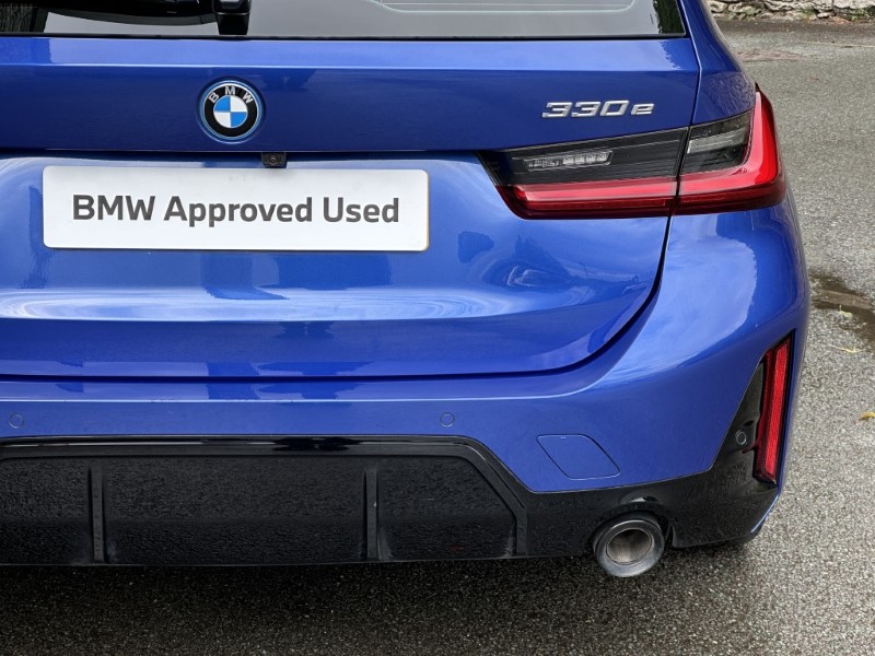 2024 (74) BMW 3 SERIES 330e M Sport 5dr Touring 5687250