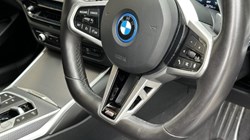 2024 (74) BMW 3 SERIES 330e M Sport 5dr Touring 5687258