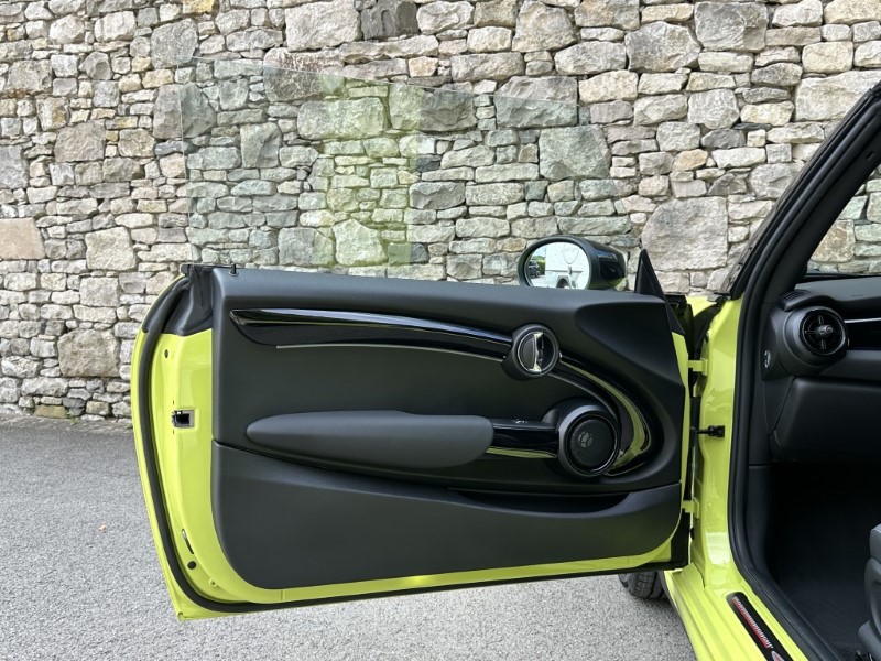 2023 (73) MINI CONVERTIBLE 2.0 Cooper S Sport  5692166