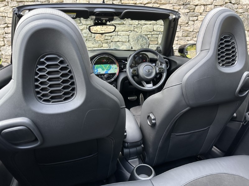 2023 (73) MINI CONVERTIBLE 2.0 Cooper S Sport  5692192