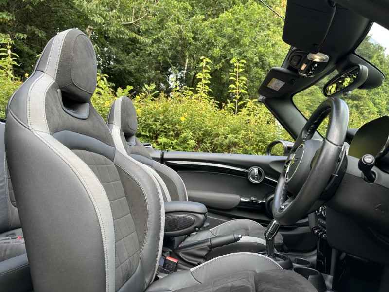 2023 (73) MINI CONVERTIBLE 2.0 Cooper S Sport  5692198