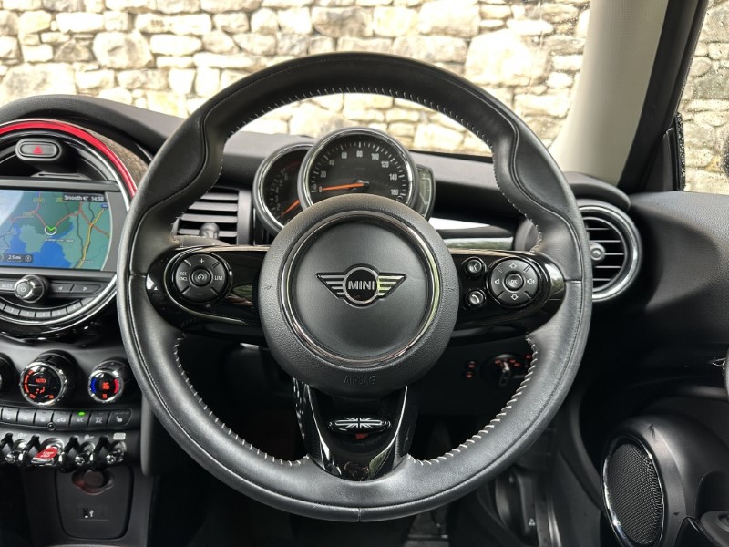 2020 (20) MINI HATCHBACK 2.0 Cooper S Exclusive II 3dr 5684573