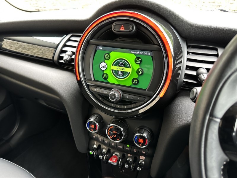 2020 (20) MINI HATCHBACK 2.0 Cooper S Exclusive II 3dr 5684538