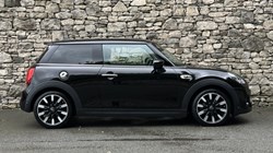 2020 (20) MINI HATCHBACK 2.0 Cooper S Exclusive II 3dr 5684509