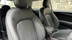2020 (20) MINI HATCHBACK 2.0 Cooper S Exclusive II 3dr 5684555
