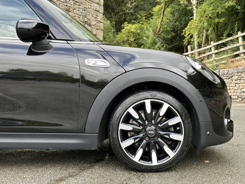 2020 (20) MINI HATCHBACK 2.0 Cooper S Exclusive II 3dr 5684526