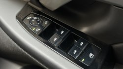 2025 (75) BMW 5 SERIES 530e M Sport 5dr Touring 5697213