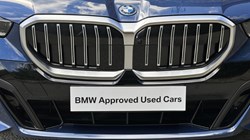 2025 (75) BMW 5 SERIES 530e M Sport 5dr Touring 5696512