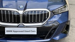 2025 (75) BMW 5 SERIES 530e M Sport 5dr Touring 5696477