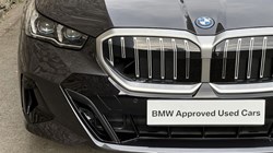 2025 (75) BMW 5 SERIES 530e M Sport Touring 5705501