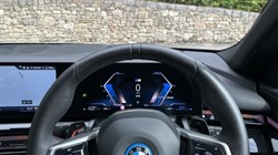 2025 (75) BMW 5 SERIES 530e M Sport Touring 5705537