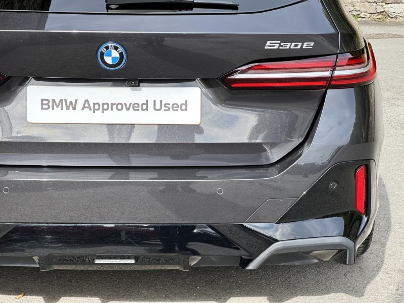 2025 (75) BMW 5 SERIES 530e M Sport Touring  5705480