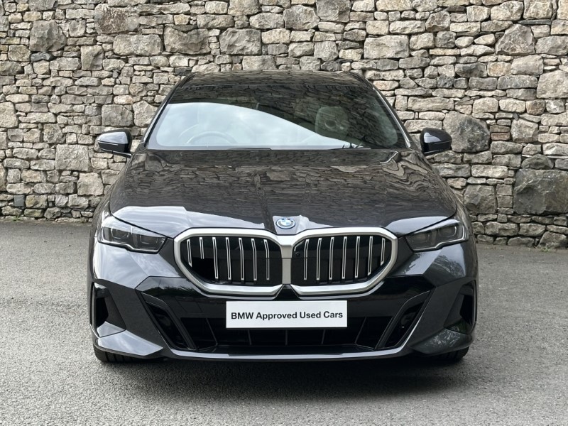 2025 (75) BMW 5 SERIES 530e M Sport Touring  5705538