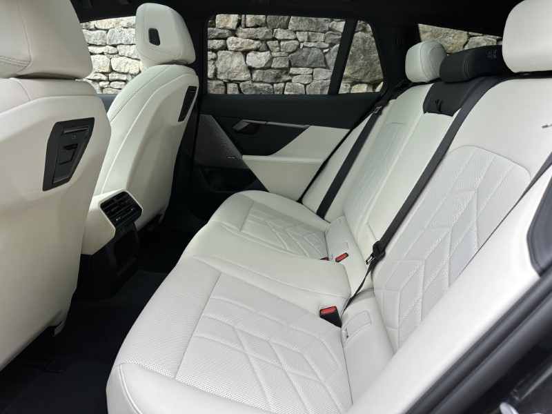 2025 (75) BMW 5 SERIES 530e M Sport Touring  5705505