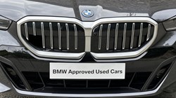 2025 (75) BMW 5 SERIES 530e M Sport Touring 5705542