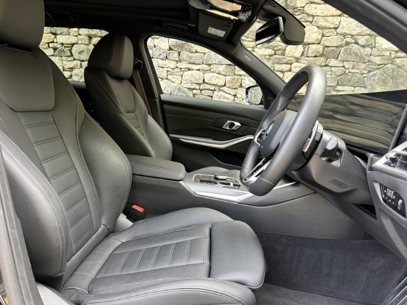 2026 (75) BMW 3 SERIES 330e M Sport Touring  5708418