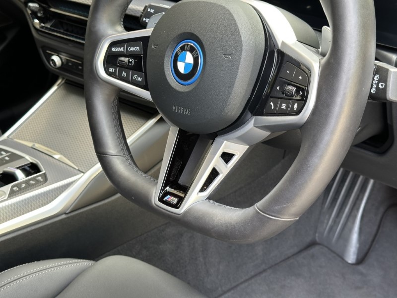 2026 (75) BMW 3 SERIES 330e M Sport Touring  5708419