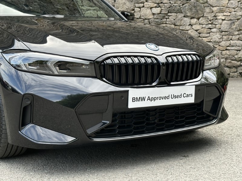 2026 (75) BMW 3 SERIES 330e M Sport Touring  5708475