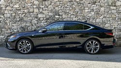 2019 (69) LEXUS ES 300h 2.5 F-Sport 4dr CVT 5739798