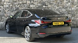 2019 (69) LEXUS ES 300h 2.5 F-Sport 4dr CVT 5739816