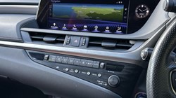 2019 (69) LEXUS ES 300h 2.5 F-Sport 4dr CVT 5739814