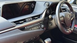 2019 (69) LEXUS ES 300h 2.5 F-Sport 4dr CVT 5739804