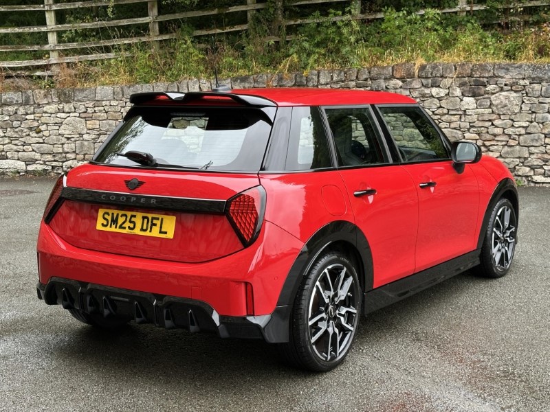 2025 (25) MINI COOPER 1.5 C Sport 5dr Auto 5719514