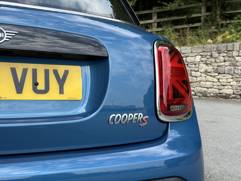 2022 (72) MINI HATCHBACK 2.0 Cooper S Classic 5dr Auto 5711219