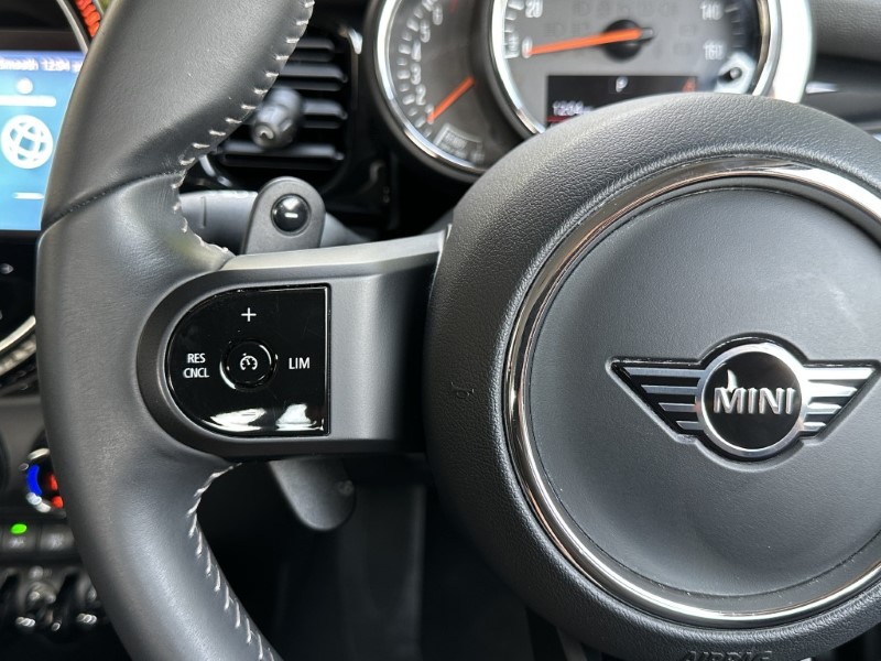 2022 (72) MINI HATCHBACK 2.0 Cooper S Classic 5dr Auto 5711233