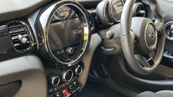 2022 (72) MINI HATCHBACK 2.0 Cooper S Classic 5dr Auto 5711245
