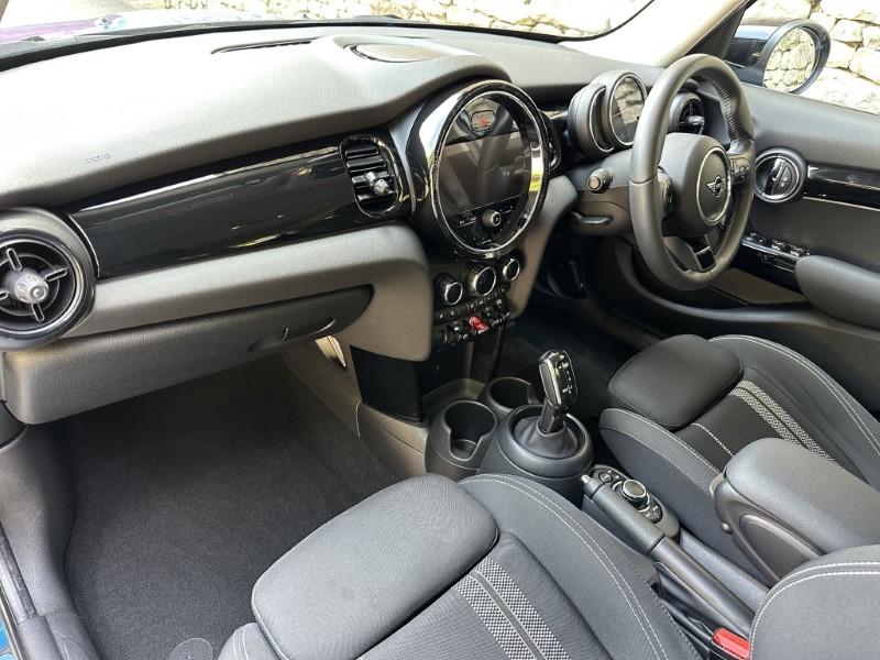 2022 (72) MINI HATCHBACK 2.0 Cooper S Classic 5dr Auto 5711244