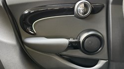 2022 (72) MINI HATCHBACK 2.0 Cooper S Classic 5dr Auto 5711221