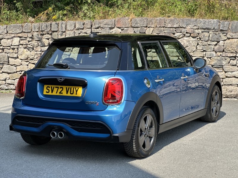 2022 (72) MINI HATCHBACK 2.0 Cooper S Classic 5dr Auto 5711280