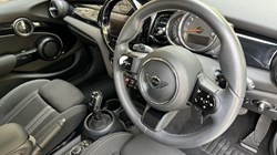 2022 (72) MINI HATCHBACK 2.0 Cooper S Classic 5dr Auto 5711222